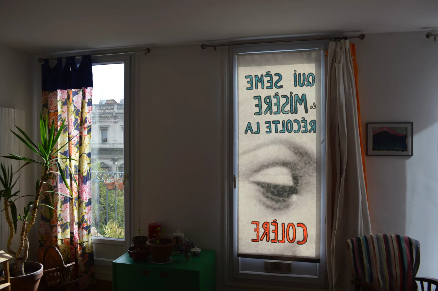 Ne nous regardez pas, rejoignez-nous photo 3